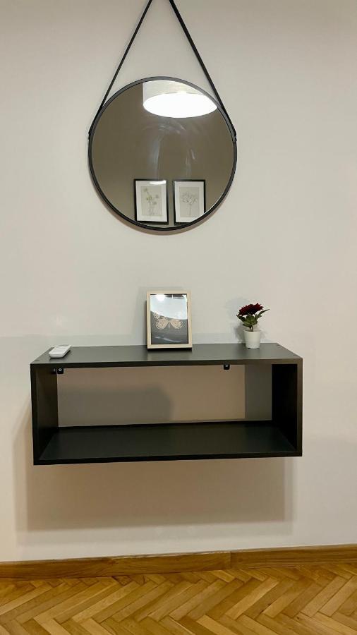 Gorgeous Renovated Apt. Close To Metro And Cultural Sites! Athens Exterior photo